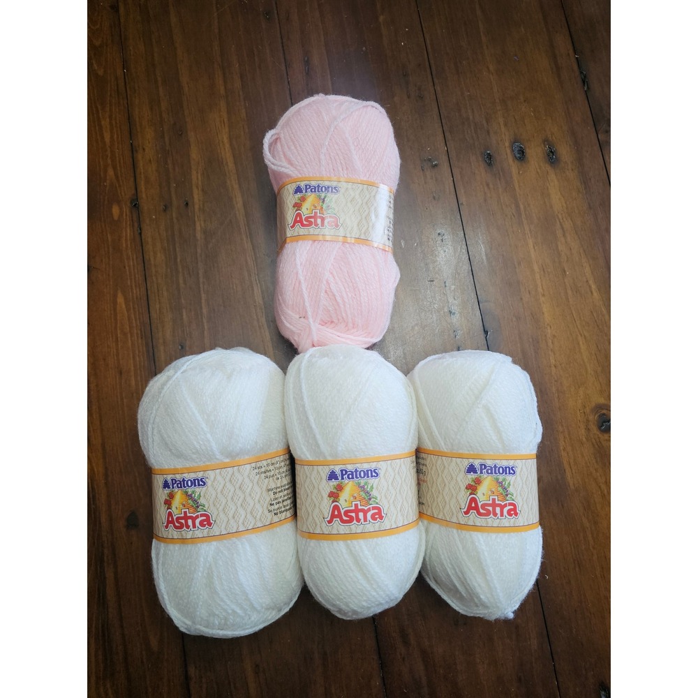 Patons Astra Yarn Lot 4 Skeins White Baby Pink 100% Acrylic‎ DK Light Weight